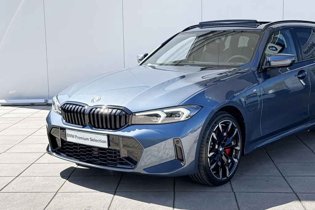 BMW 3 Serie Touring 330e