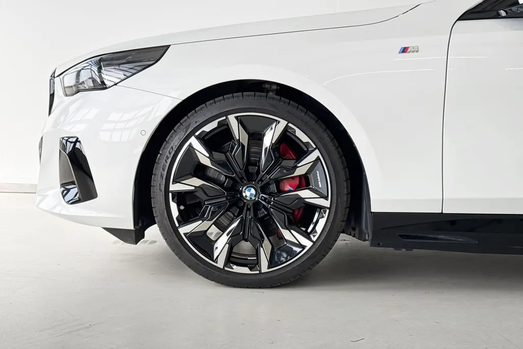 BMW i5 Touring eDrive40 Innovation Pack M Sportpakket Pro