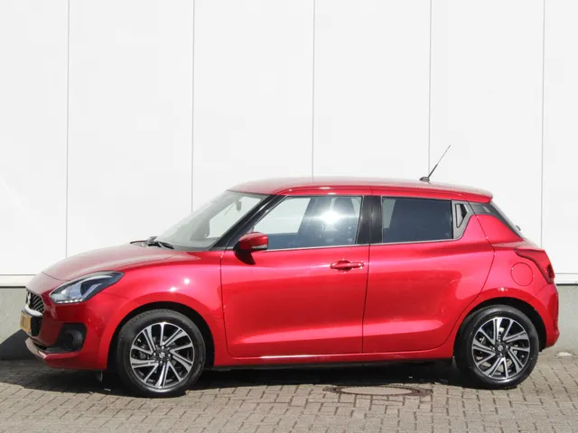 Suzuki Swift 1.2 Style Smart Hybrid Automaat | Navi | Adap. Cruise | Clima | Camera | Lm-Velgen