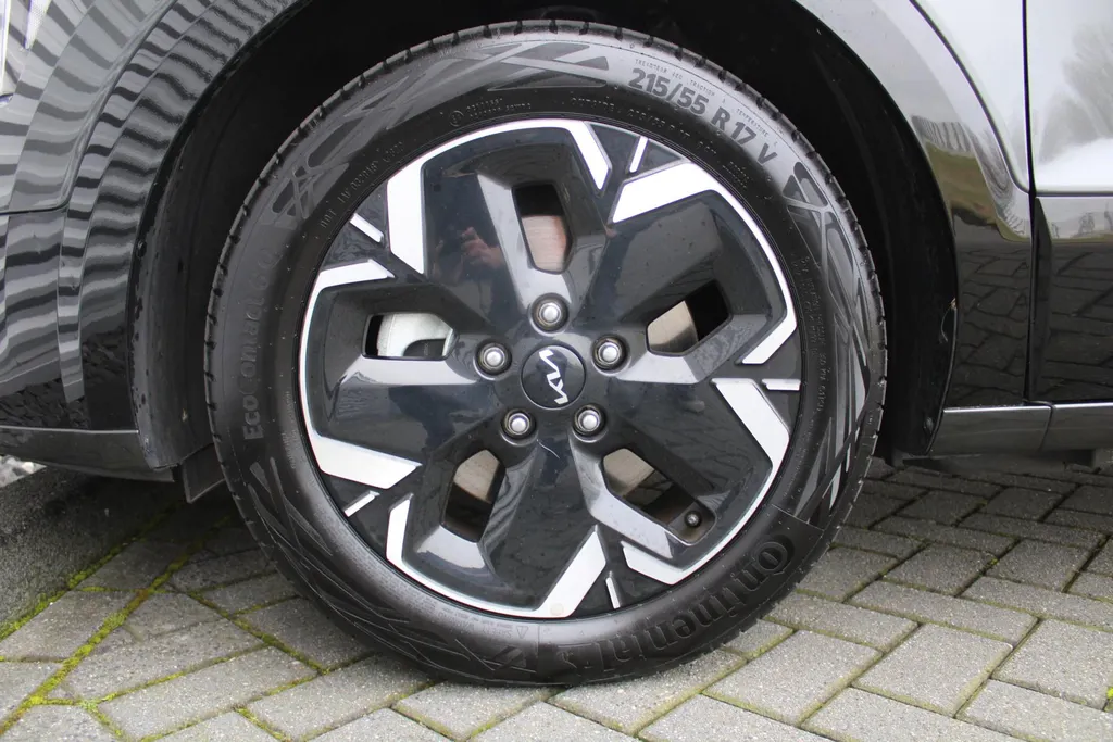 Kia Niro EV DynamicLine 64.8 kWh | Navi | Airco | Cruise | Camera | 17' LM |