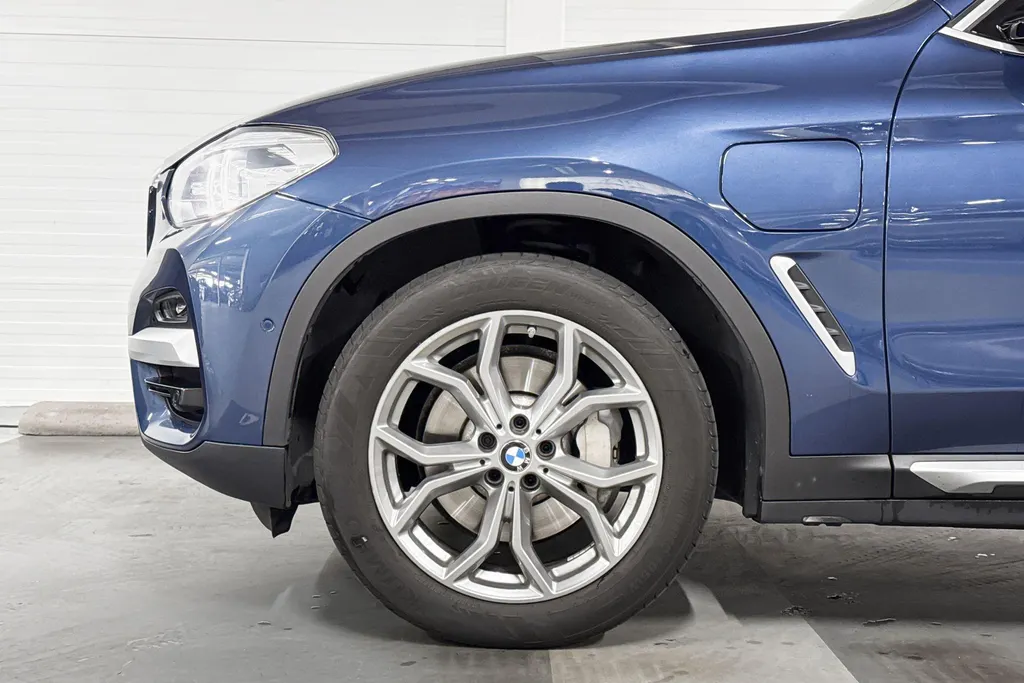 BMW X3 xDrive30e Business Edition Plus