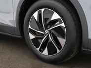 Volkswagen ID.4 Pro 77 kWh 204pk SOH 95,5% · Apple/Android Car Play · Navigatie · P-Sensoren · Verkeersbord Herkenning · 19'' Inch ·