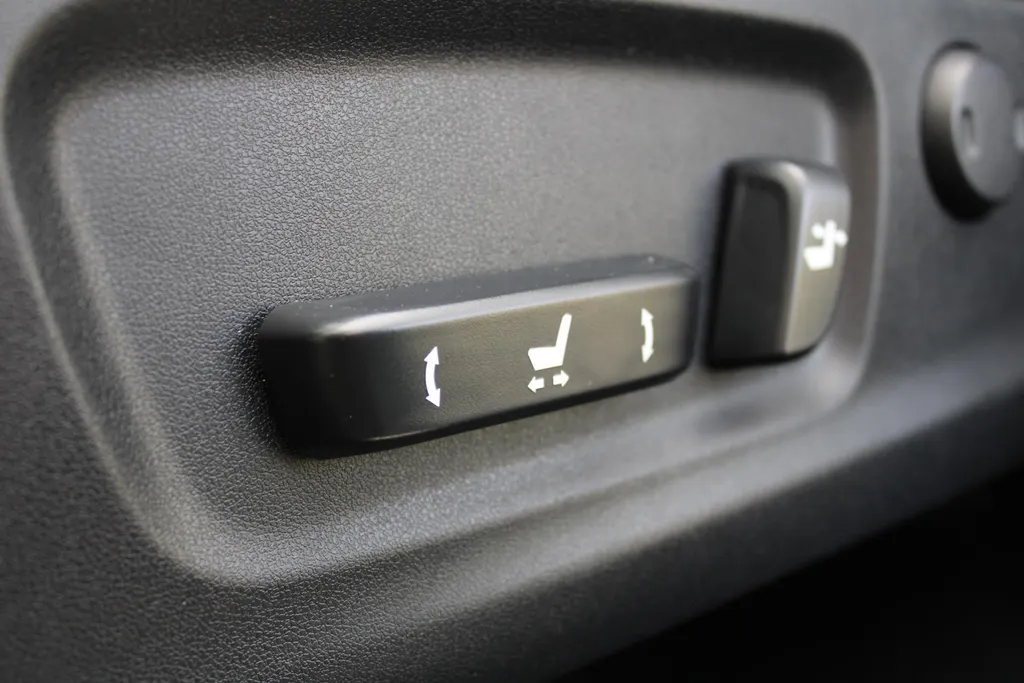 Lexus RX 450h 4WD Luxury Line | 20' LM | Navi | Camera | Leer | Schuif/kantel dak | Cruise adapt. | PDC | Stoelverwarming/ventilatie | HUD | Elek. stoelverstelling |