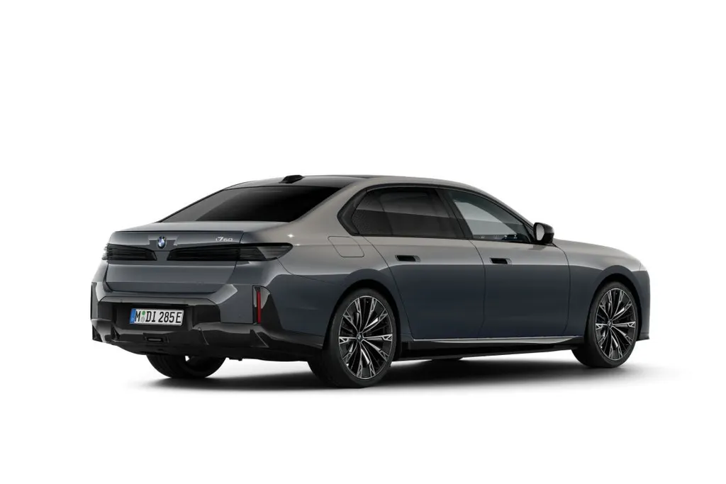 BMW i7 xDrive60 118.1 kWh