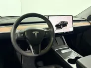 Tesla Model Y 351PK Long Range AWD 75 kWh Automaat | 1e eigenaar | Panoramadak | Basic Autopilot | 360 Camera | Stoelverwarming | Leder | Elektrische Achterklep | Elektrische Stoelen | Full LED |