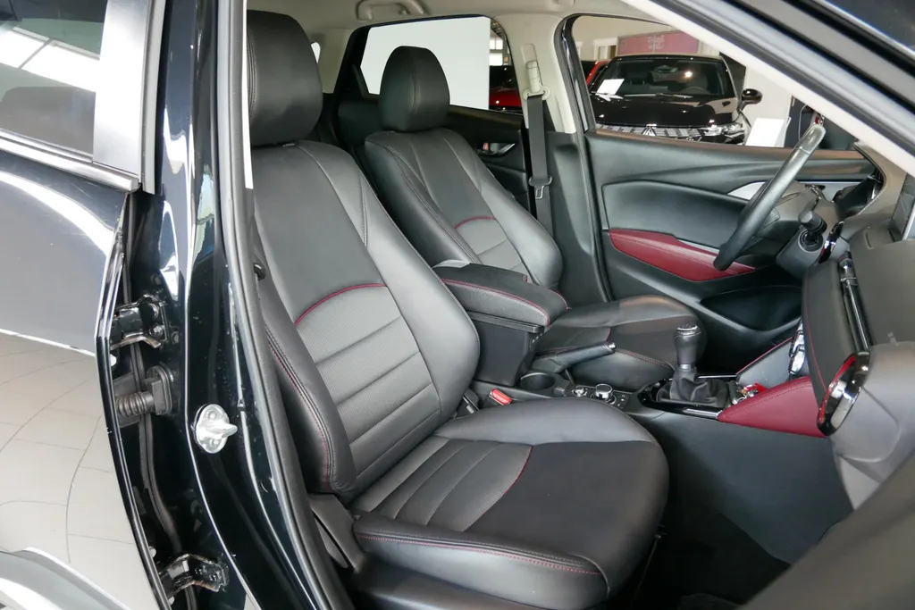 Mazda CX-3 2.0 SkyActiv-G 120 TS+ *Airco*Parkeersensoren*Leder*Trekhaak*Hoge instap!