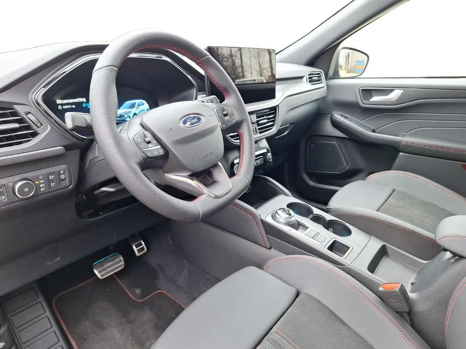 Ford Kuga 2.5 PHEV ST-Line X | Winterpack | El. Trekhaak | Panoramadak | 19' Lichtmetaal | 360Camera | Matrix Ledkoplampen | El. Achterklep | Adaptive cruisecontrol | Dodehoekdetectie | El verst. voorstoelen |
