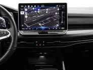 Volkswagen Golf 1.5 272pk DSG eHybrid GTE · Panoramadak · Wegklapbare Trekhaak · Camera · Apple/Android Car Play · 18'' Inch · Garantie t/m 16-10-2030 of 100.000km