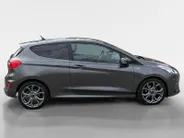 Ford Fiesta 1.0 EcoBoost ST-Line 125PK 3drs | 1e Eigenaar | NL-Auto | Climate Control | Navigatie | Parkeersensoren | Privacy Glass | Apple Carplay / Android Auto