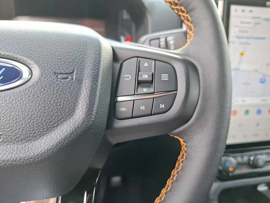 Ford Ranger Wildtrak 2.3 PHEV 279pk 10-traps automaat | 5 persoons | GRIJS kenteken | 0,99% rente | Trekhaak | Leder | Direct leverbaar