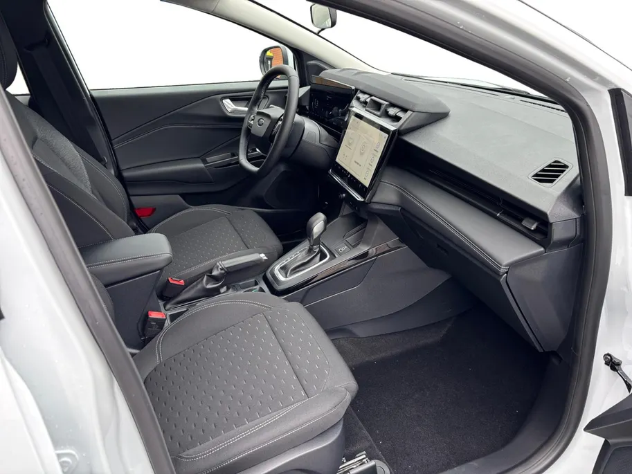Ford Puma 1.0 EcoBoost Hybrid Titanium 125PK Automaat | Driver Assistance Pack | Winter Pack | 5000,- Ready Set Ford Bonus | 0,99% Rente icm Ford Options