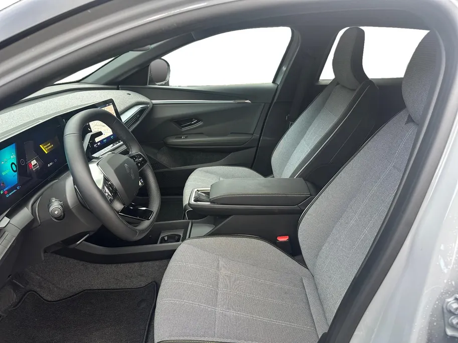Renault Megane E-Tech comfort range Business Edition 60 kWh | SUPER NETTE AUTO | BUSINESS EDITION |ADAPTIVE CRUISE | LAGE FISCALE WAARDE!! | 18% bijtelling! | GROTE ACCU PAKKET!!