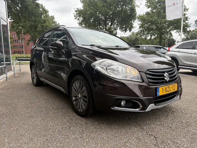 Suzuki S-Cross SX4 1.6 Exclusive | Panoramadak | All Seasons
