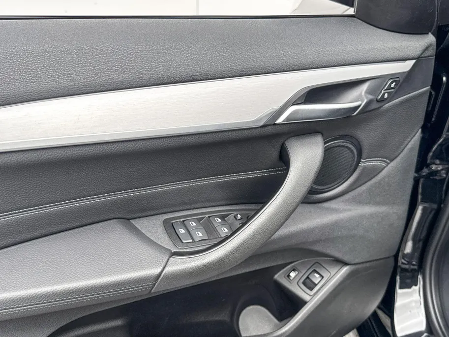 BMW X2 xDrive25e