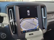 Volvo XC40 2.0 B3 Essential AUTOMAAT | Stuurverwarming | Stoelverwarming | Adaptieve Cruise | Apple Carplay/Android Auto