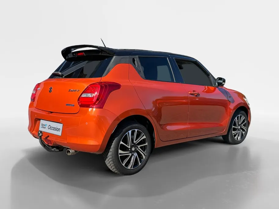Suzuki Swift 1.2 Style Smart Hybrid AUTOMAAT | Trekhaak | Climate Control | Camera | Navigatie | Stoelverwarming