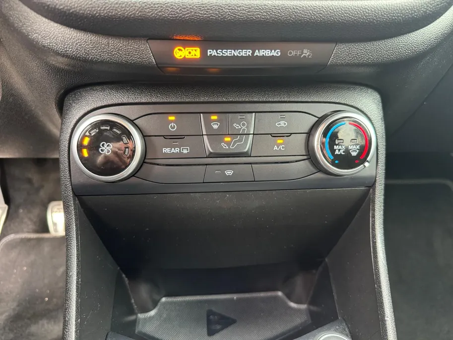 Ford Fiesta 1.0 EcoBoost ST-Line | NL auto | Cruise control | Voorruitverwarming | Navigatie | Apple carplay & Android auto | B&O audio | 17' lichtmetalen velgen | Bovag garantie |