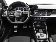 Audi A3 Sportback 40 TFSIe 204PK S-tronic S Line · Panoramadak · Camera · Apple/Android Car Play · Navigatie · Park Assist · P-Sensoren · 18'' Inch ·