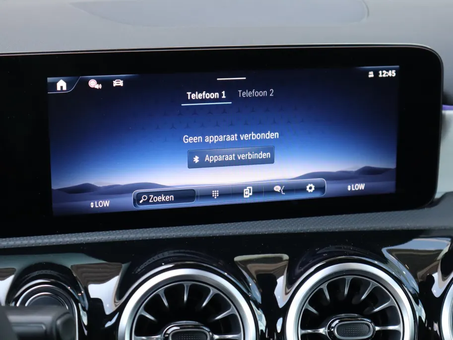 Mercedes-Benz A-Klasse 250 e 140 Year Edition l Keyless l Panoramadak l Memory