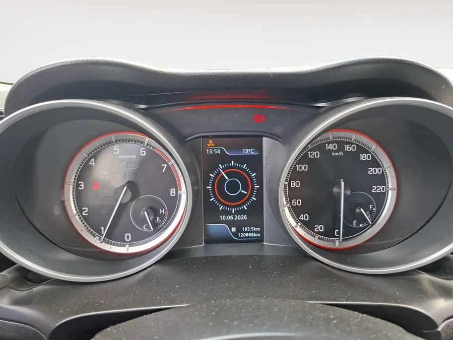 Suzuki Swift 1.0 Stijl Smart Hybrid 112 PK | Dealeronderhouden | Navigatie | Achteruit rij camera | Lichtmetalen velgen