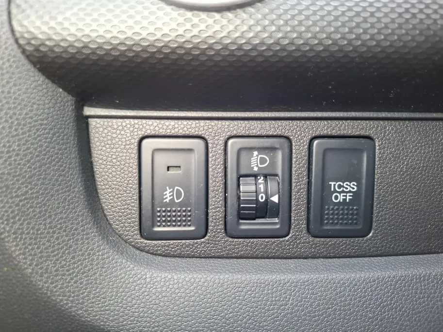 Suzuki Splash 1.0 Exclusive | Airco |Lichtmetalen velgen | Stoelverwarming | Radio / CD Speler