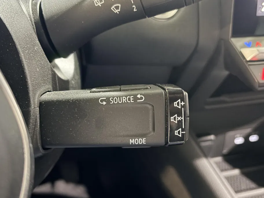 Renault Captur 160PK E-Tech full hybrid Techno Automaat | 1ste Eigenaar | Google Built-In | Camera | Digitale Cockpit | Apple Carplay/Android Auto | Parkeersensoren | Cruise Control Adaptief | Climate Control | Licht & Regen Sensor |