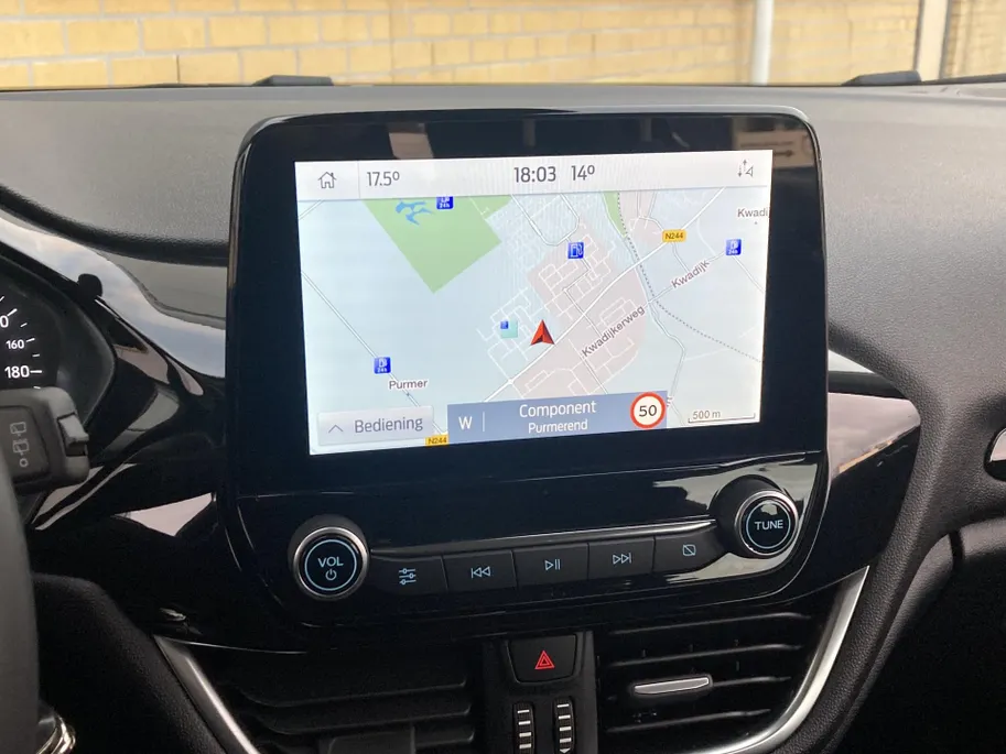 Ford Fiesta 1.0 EcoBoost 100 pk Titanium 5-deurs Navigatie - Apple Carplay/ Android Auto - Active Park Assist