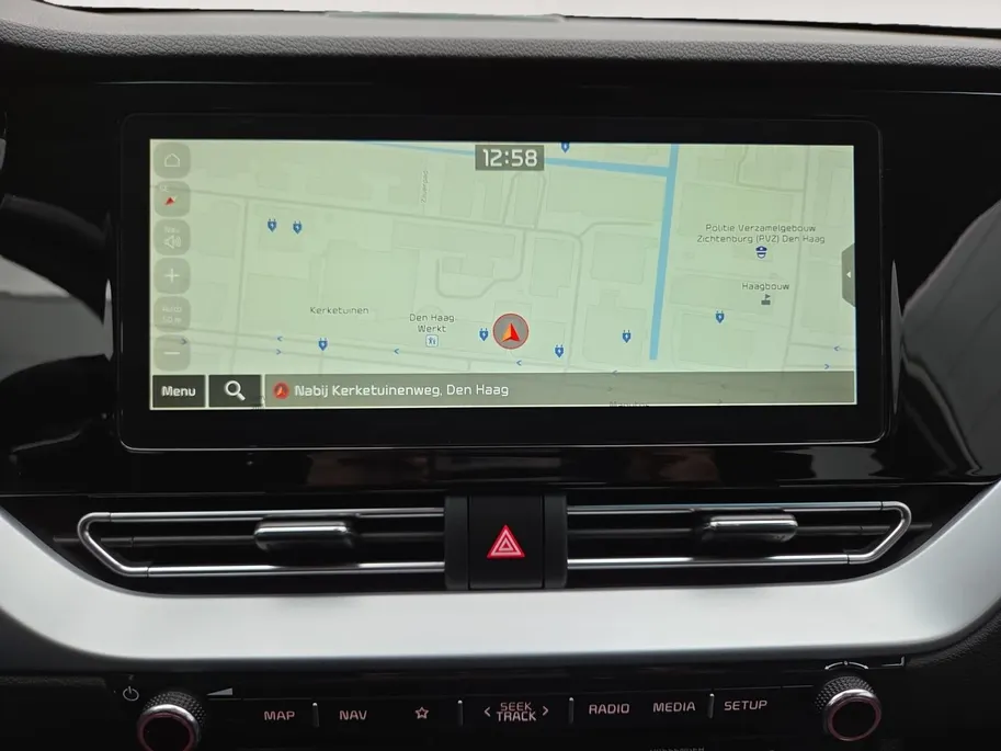 Kia Niro 1.6i PHEV DynamicPlusLine Automaat | Climate & (adaptieve) cruise control | Stoelverwarming | SOH 99,9% | Dodehoek Detectie | Carplay & Android Auto | Camera | Navigatie | 12 Maanden BOVAG Garantie | NAP