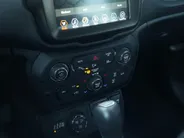 Jeep Renegade 4xe 240 PK Hybrid S | Leder | Navi | Winter | LED | Camera | 19'