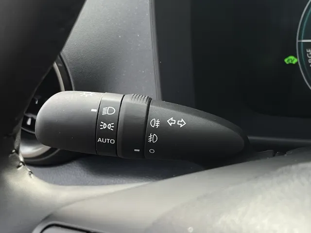 Toyota C-HR 1.8 Hybrid 140 Executive