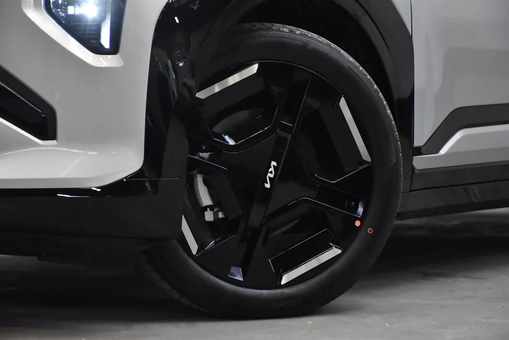Kia EV3 81,4 kWh 204pk GT-PlusLine NIEUW