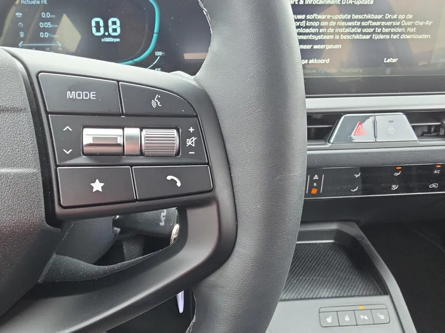Kia Stonic 1.0 T-GDi MHEV DynamicLine | Navigatie | Cruise control | Stoel+ Stuur verwarming | Demo