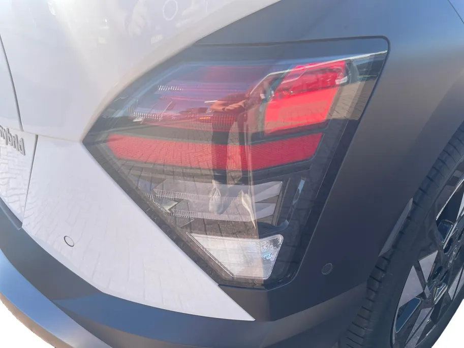 Hyundai Kona 1.6 GDI HEV Premium Sky *Automaat*Navi+360Camera*Schuif/kanteldak*Climate Control*Stoeverwarming/ventilatie*Adapt. Cruise Control*VOL OPTIES!