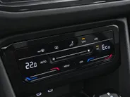 Volkswagen Tiguan 1.4 TSI 245pk DSG eHybrid Elegance · SOH 91,0% · Panoramadak · Camera · Park Assist · Apple/Android Car Play · Navigatie · 18'' Inch ·