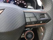 CUPRA Formentor 1.5 TSI e-Hybrid Business | NIEUWE AUTO | Elektrisch Wegklapbare Trekhaak | Schuif/Kantel Dak | Digital Cockpit | Camera | Parkeersensoren | Stoelverwarming | Stuurwielverwarming | Apple CarPlay/Android Auto |