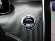 Mercedes-Benz C-Klasse Estate 180 Business Line | Stoelverwarming | Camera | Elek. stoelverstelling + achterklep | Draaloze telefoonlader | 17” LM | LED | Clima | Navi |