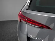 Škoda Octavia Combi 1.5e-TSI/150PK Business Edition Plus · Navigatie · Apple/Android Car Play · Camera + Parkeersensoren · Stoelverwarming ·