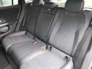 Mercedes-Benz EQA 250 AMG Line 67 kWh l Stoelverwarming l Ambiente lichtpakket l Achteruitrij camera