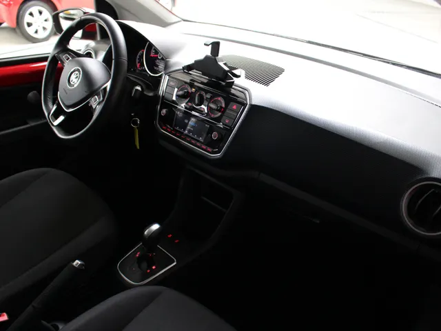 Volkswagen up! 1.0 BMT move up! AUTOMAAT Airco | Parkeersensoren | Cruise Control