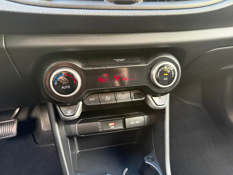 Kia Picanto 1.0 DPi DynamicPlusLine | AUTOMAAT | Climate control | Apple/Android Carplay| Parkeercamera | All-Season banden | Keyless