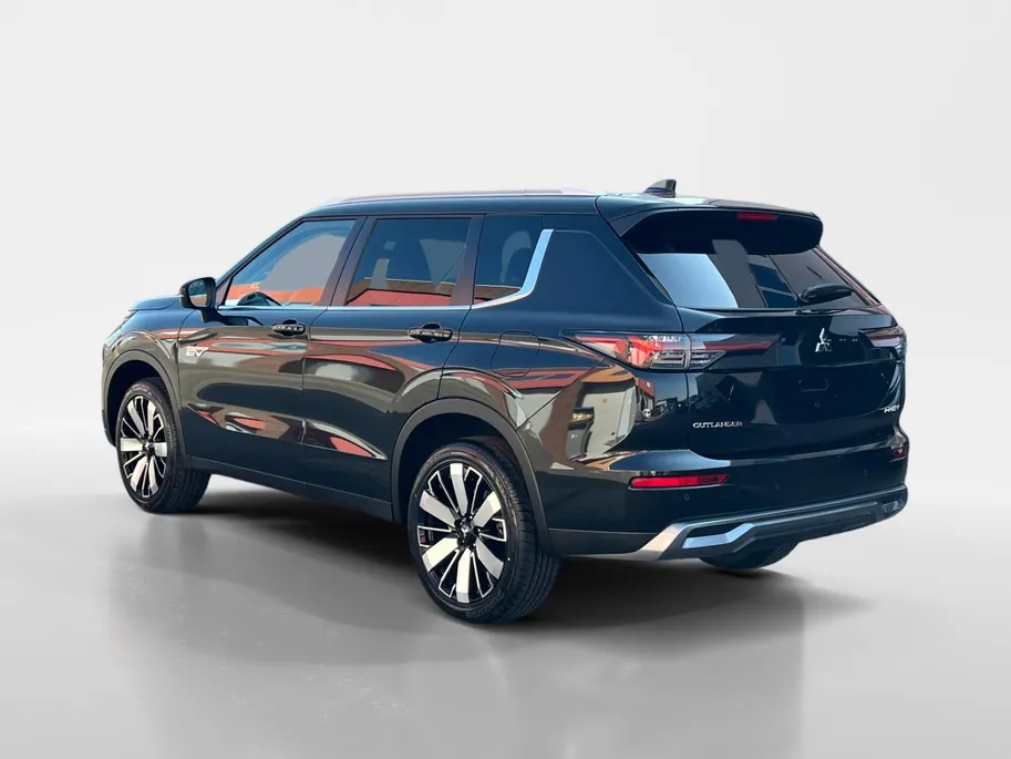 Mitsubishi Outlander 2.4 PHEV Limited Edition Zeer Complete uitvoering| 8 jaar garantie| Snel leverbaar | Totaalprijs op is op.