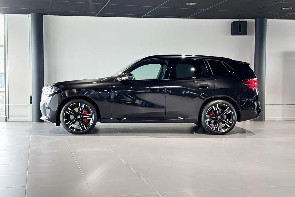 BMW X3 M50