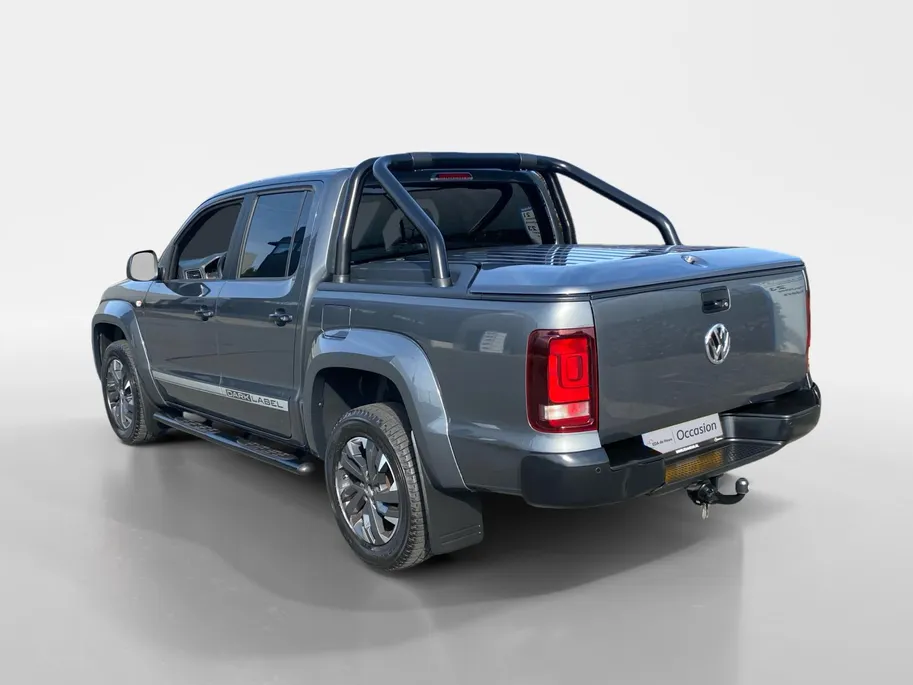 Volkswagen Amarok 3.0 TDI 4Motion Plus Cab Dark Label | Automaat | Trekhaak | Camera | Apple Carplay/Android Auto | Stoelverwarming | Cruise Control | Climate Control | Navigatie
