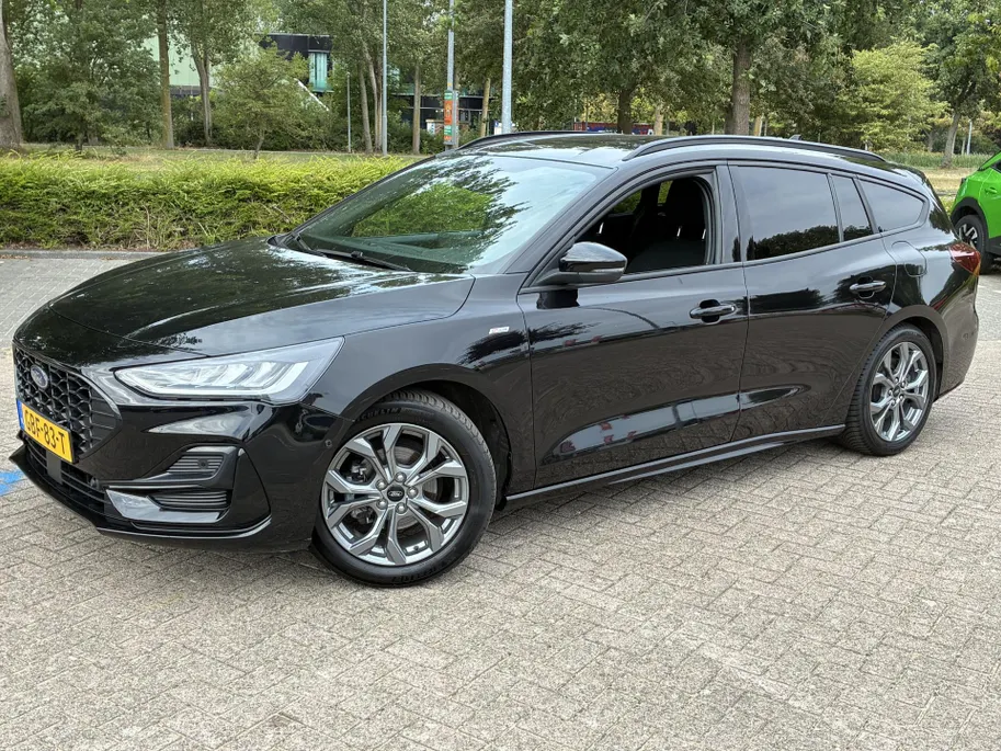 Ford Focus Wagon 1.0 EcoBoost Hybrid ST Line