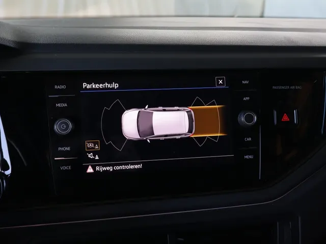 Volkswagen Polo 1.0 TSI R-Line | Adaptive Cruise | App Connect