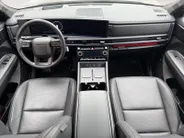 Hyundai Santa Fe 1.6 T-GDI PHEV Black Line 4WD 7-zitter 251PK | 62km WLTP elektrisch | Navigatie | Apple Carplay & Android Auto | Adaptive cruise control | Climate control | 360 camera | Stoelventilatie & verwarming | Stuurverwarming |