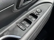 Hyundai Bayon 1.0 T-GDI Comfort | Navigatie | Achteruitrijcamera | Parkeersensoren achter | Airco | Cruise Control | DEALER AUTO
