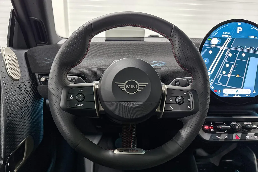 MINI Cooper 3-deurs Electric E John Cooper Works L