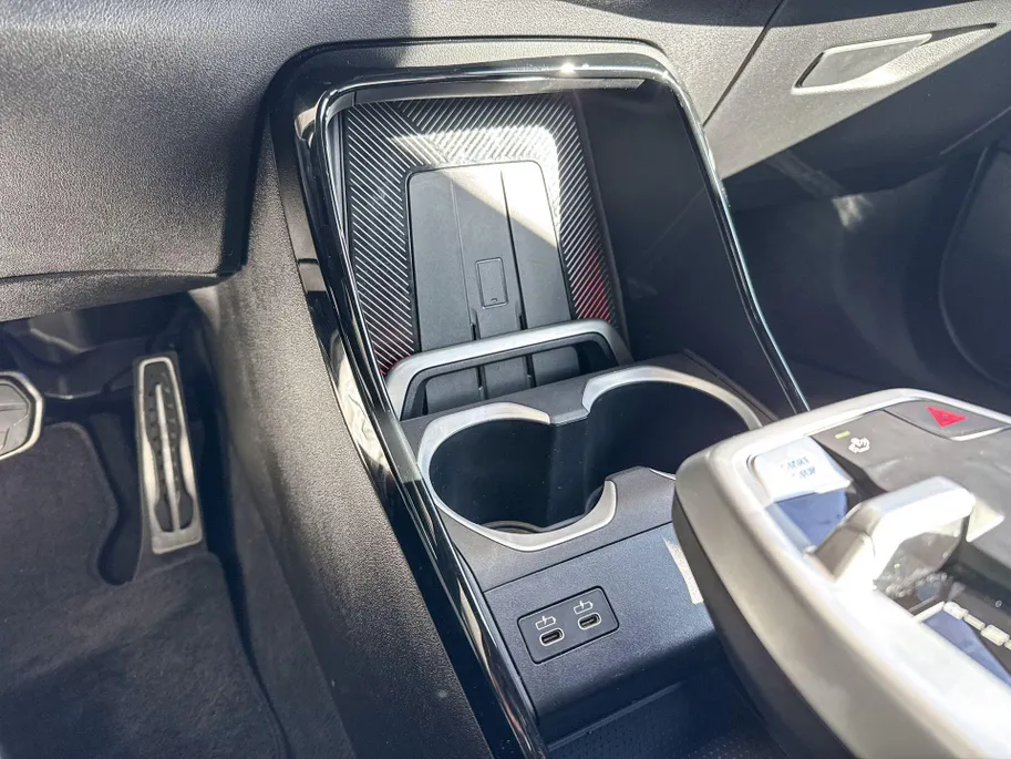 BMW iX1 eDrive20 67 kWh M Sport Edition