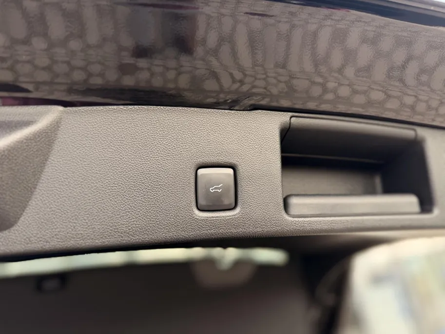 Ford Kuga 2.5 PHEV ST-Line X DRIVER ASSISTANCE PACK I WINTER PACK I BLACK PACKAGE I  PANORAMADAK I MATRIX LED-KOPLAMPEN I APPLE CARPLAY / ANDROID AUTO I